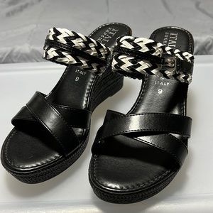 NWOT, Italian Shoemaker, black and white sandals